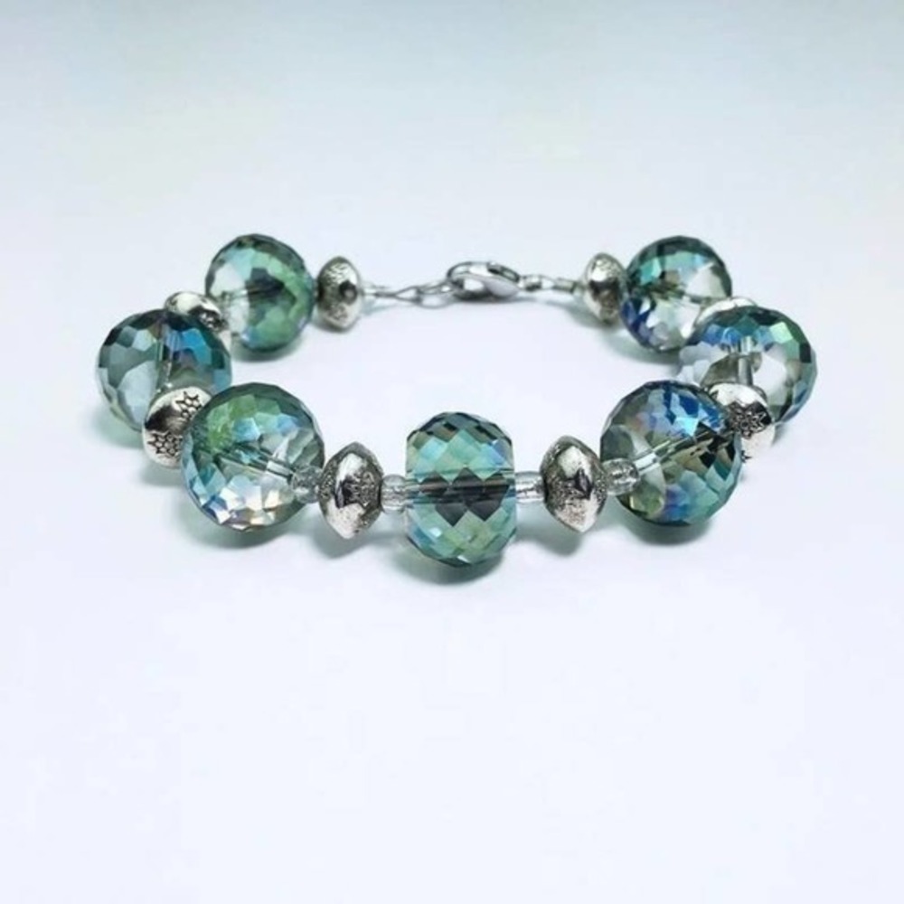 🦚Peacock Blue Glass and Silver Women’s Antique Style Bracelet